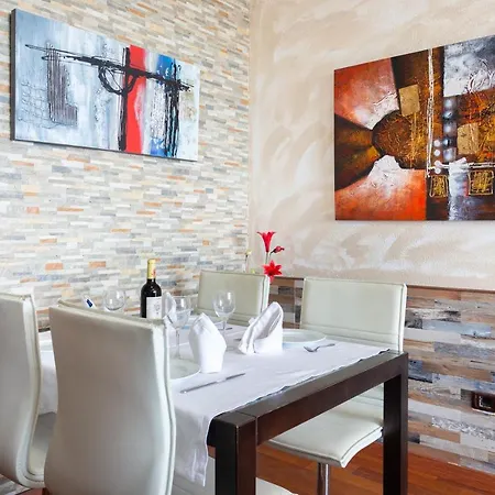 Apartamento en primera linea de playa con aire acondicionado *